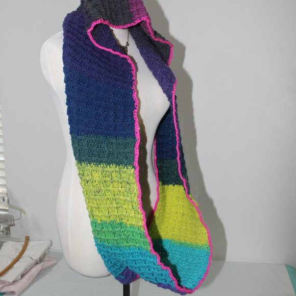 🌈NEW Hooded Crochet Cowl Scarf Wrap Colorful HANDCRAFTED - Picture 13 of 15